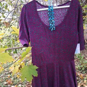 Choose subtle red & green this Holiday & get a dress you can wear all year!  2xl